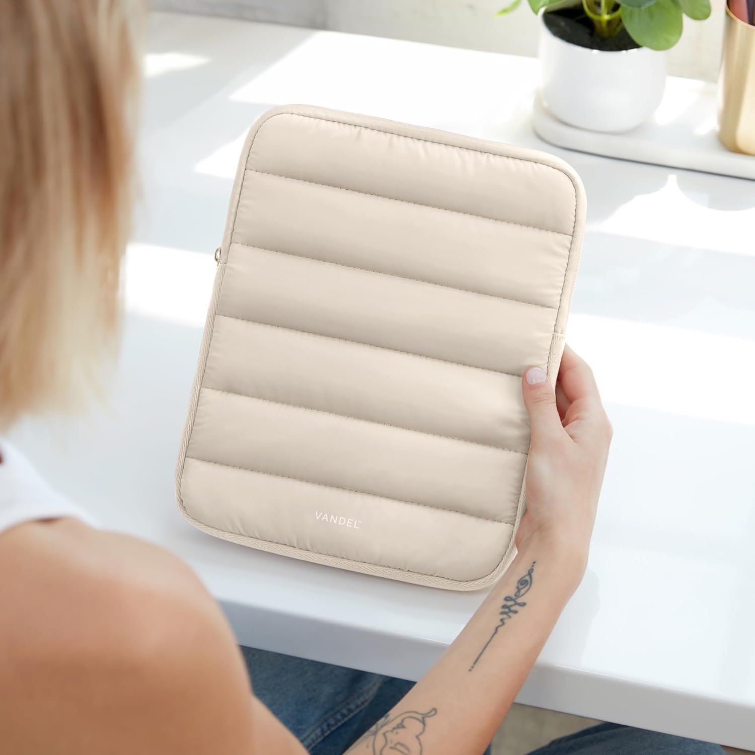 Vandel - The Original Puffy iPad Sleeve 9-11 Inch Tablet Sleeve, Beige i Pad Case for Women and Men, Cute iPad Air Pouch, 9 10 Inch, 11 Inch Bag