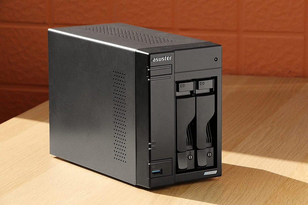 Asustor Lockerstor 2 Gen2 AS6702T - 2 Bay NAS, Quad-Core 2.0 GHz CPU, 4x M.2 NVMe slots (PCIe 3.0), Dual 2.5GbE, 4GB DDR4 RAM, Network Attached Storage (Diskless)