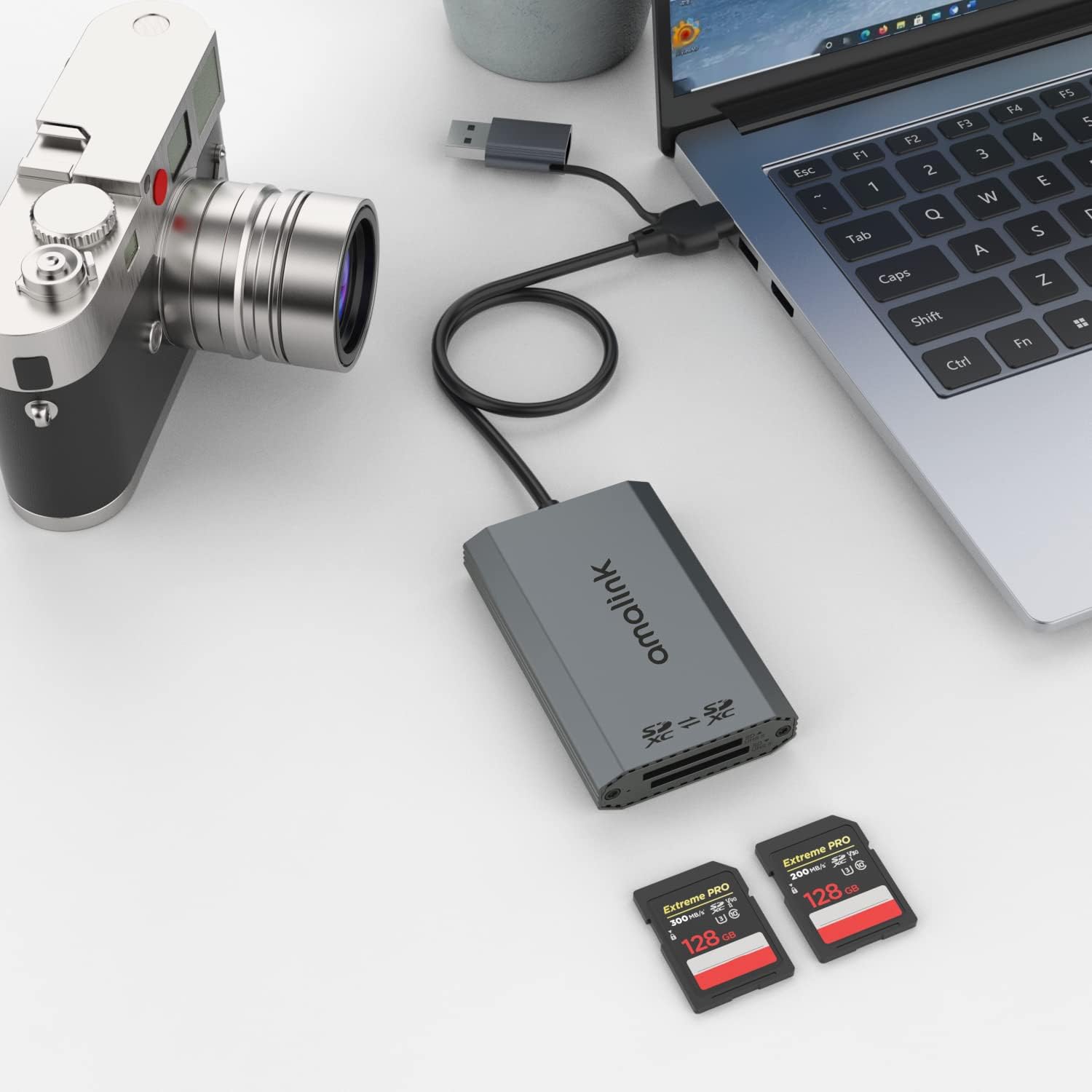 SD UHS-II Dual-Slot Card Reader .amalink Dual Slot USB C SD 4.0 Memory Card Reader Adapter .USB 3.2 Gen 1 Workflow Dual-Slot SDHC/SDXC UHS-II