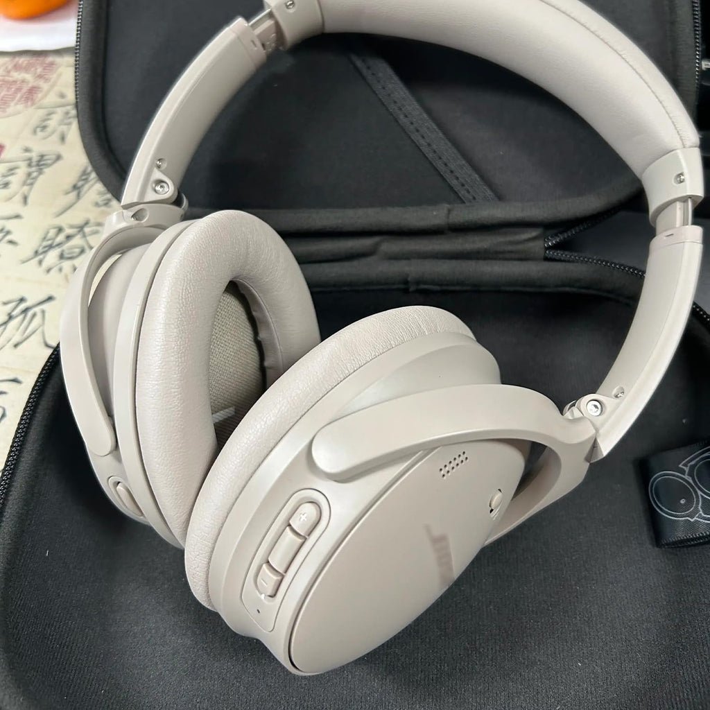 Replacement Ear Pads for Bose QuietComfort 45 (QC45)/QuietComfort SE (QC SE)/Quiet Comfort Headphones, Ear Cushions, Headset Earpads, Ear Cups Cover with Soft Protein Leather (White)