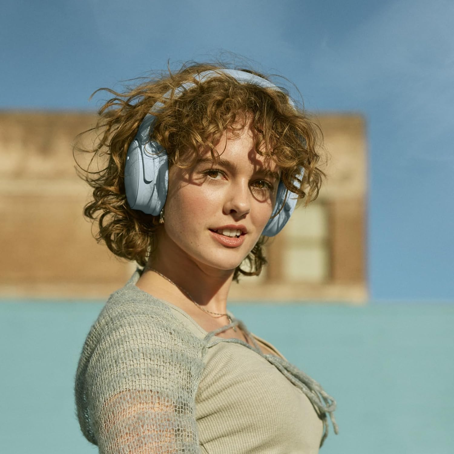Bose QuietComfort Wireless Noise Cancelling Over-Ear Headphones - Moonstone Blue