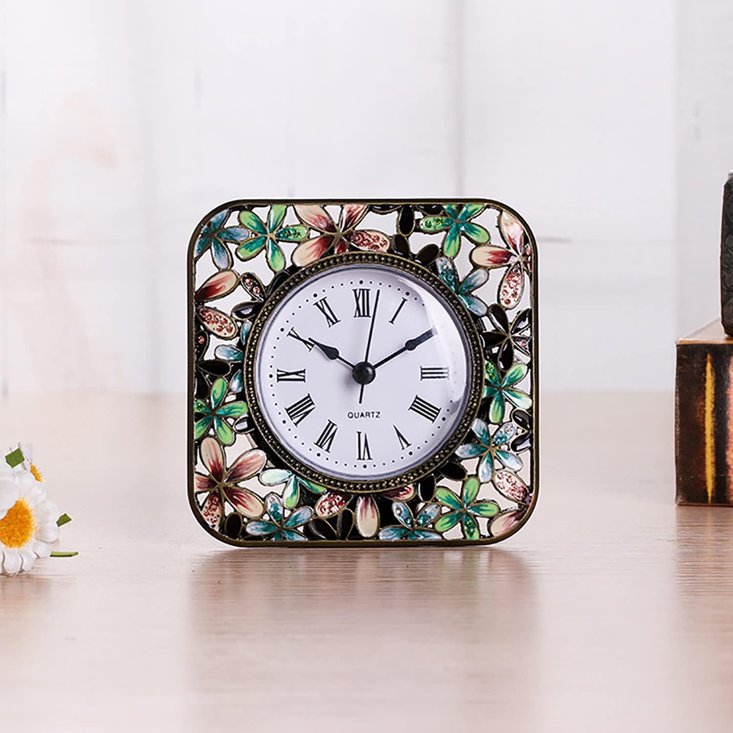 Decorative Mini Table Clock, Vintage Metal Silent Analog Quartz Battery Operated Table Top Clock for Living Room Decor Shelf