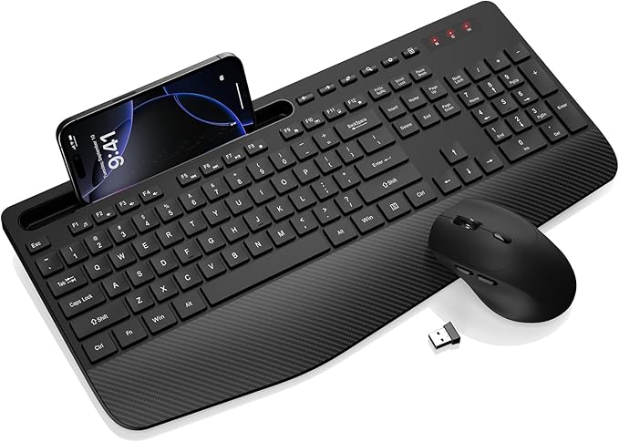 Wireless Keyboard and Mouse Combo by Trueque