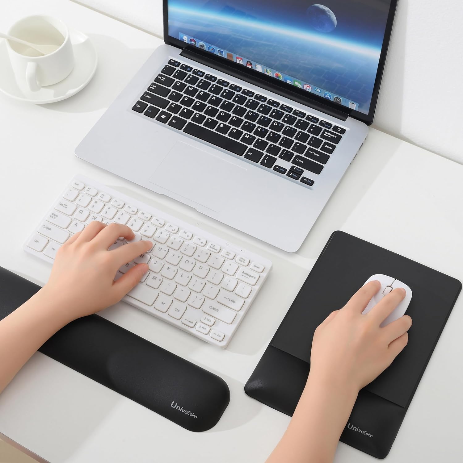 UnivoColors Design-Wave Set of Keyboad Wrist Rest & Mouce Pad,Artificial Sheepskin+Memory Foam+Ergonomic+Anti-Slip Gel, Resilience Support During Work and Gaming,Keyboard Accessory,Black
