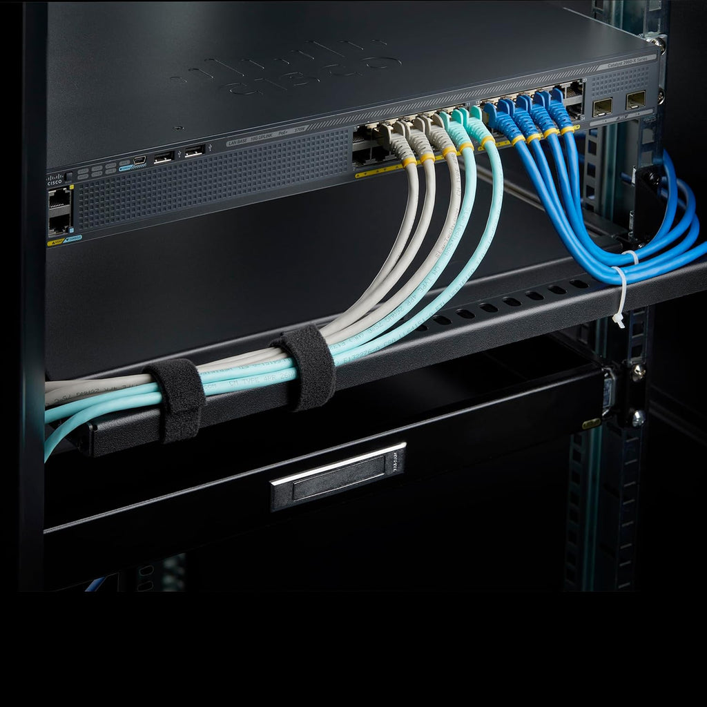 StarTech.com 1U Rack Mountable Cable Lacing Bar w/Adjustable Depth, Cable Support Guide for Organized 19" Racks/Cabinets, Horizontal Cable Guide for Patch Panels/Switches/PDUs (12S-Cable-Lacing-BAR)