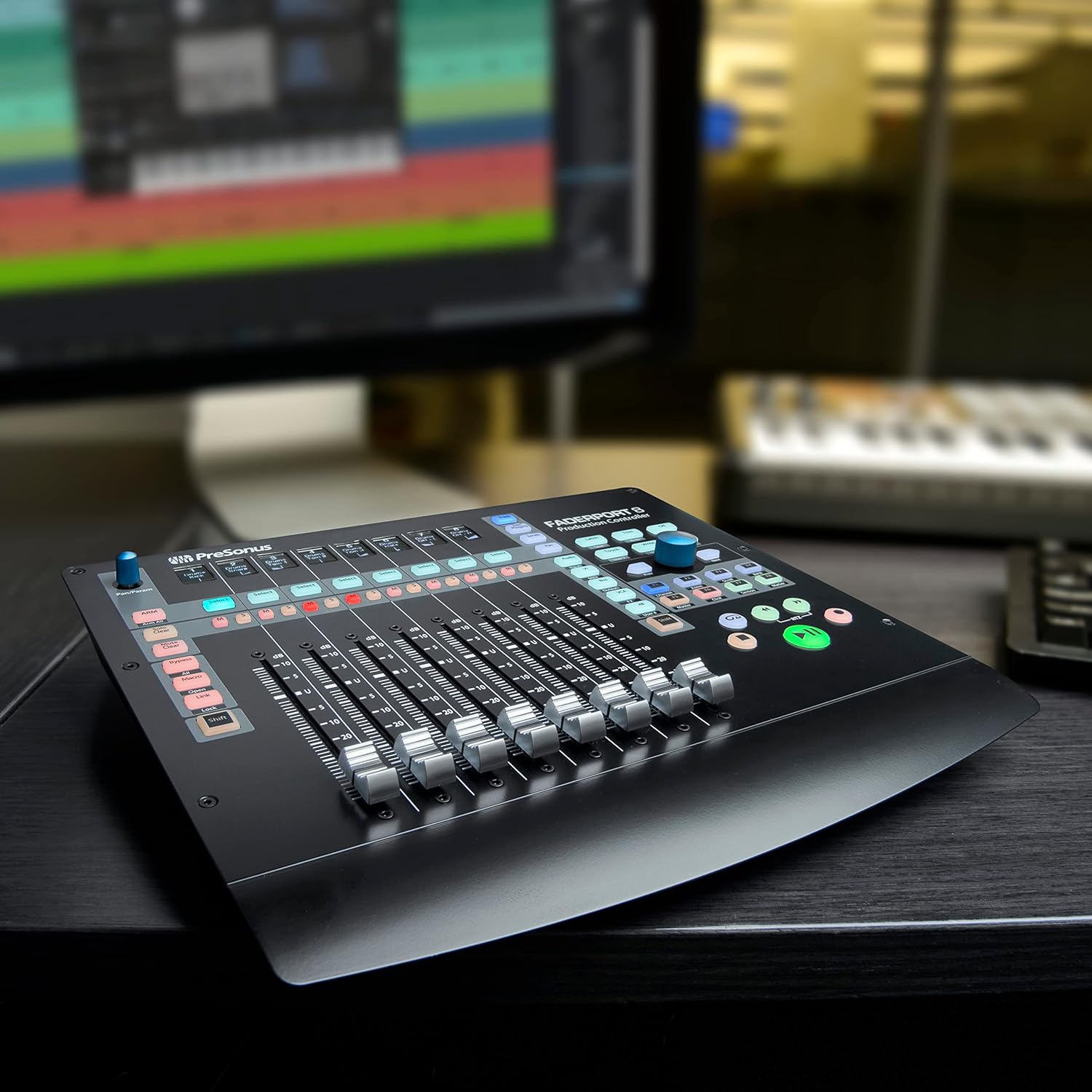 PreSonus FaderPort 8 DAW Controller with Studio One Pro Software