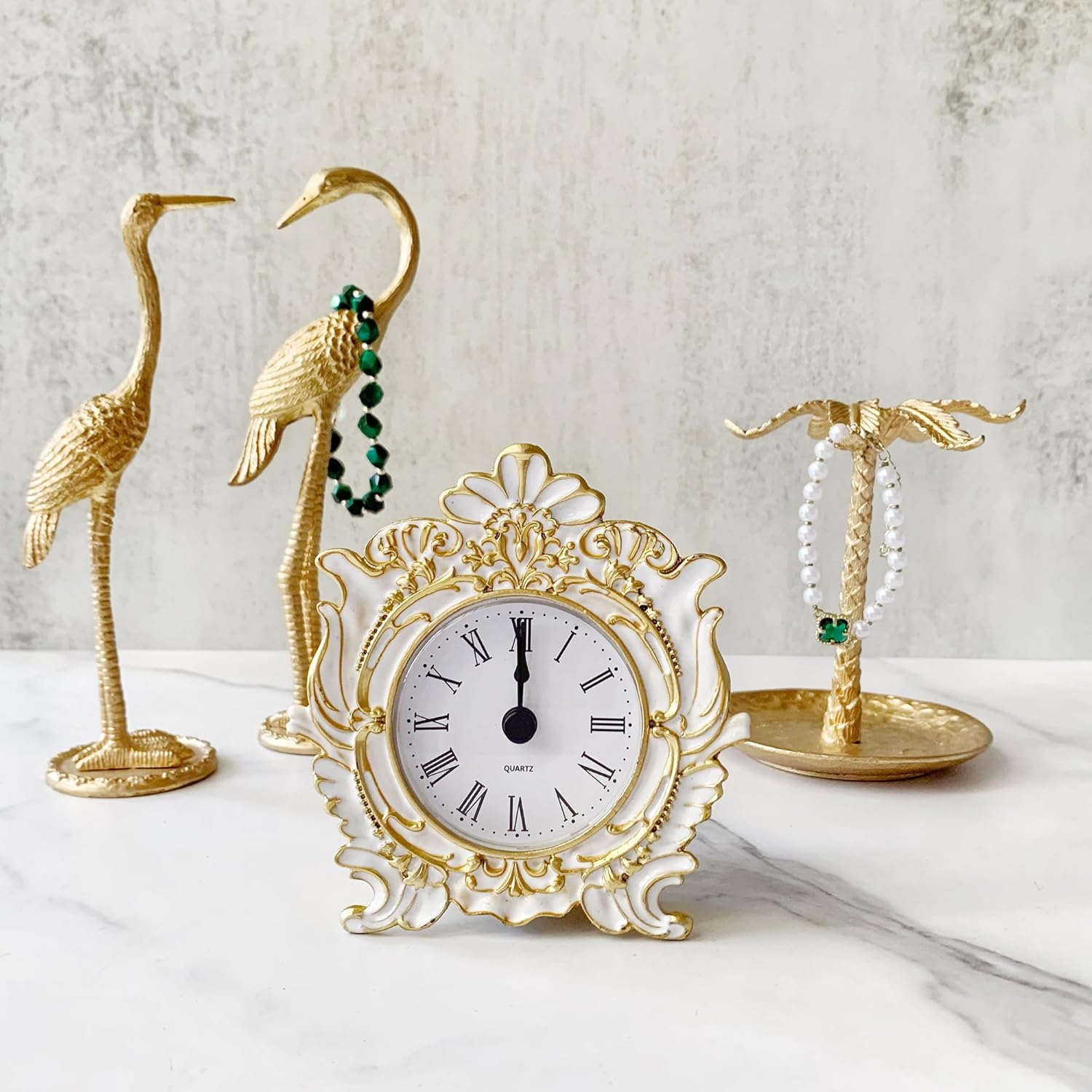 Decorative Mini Table Clock, Vintage Metal Silent Analog Quartz Battery Operated Table Top Clock for Living Room Decor Shelf