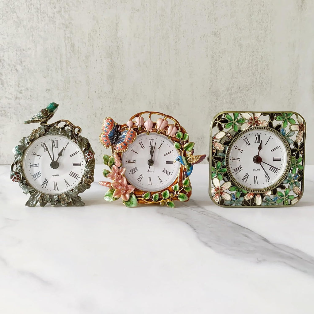 Decorative Mini Table Clock, Vintage Metal Silent Analog Quartz Battery Operated Table Top Clock for Living Room Decor Shelf